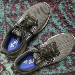 Brooks Womens Shoes Size 8.5